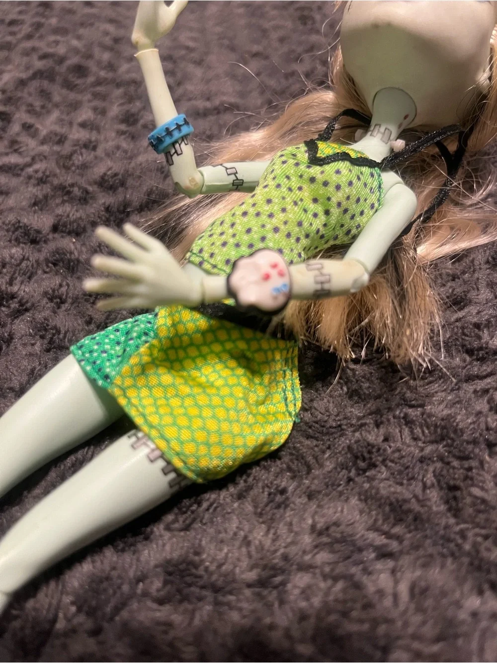 Mattel Monster High Frankie Stein Home Ick Gorgeous